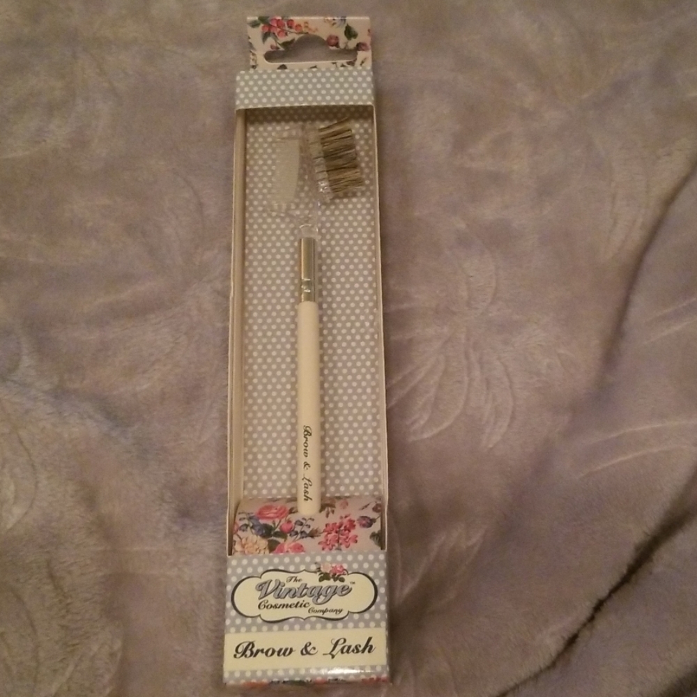The Vintage Cosmetic Company  Brow & Lash